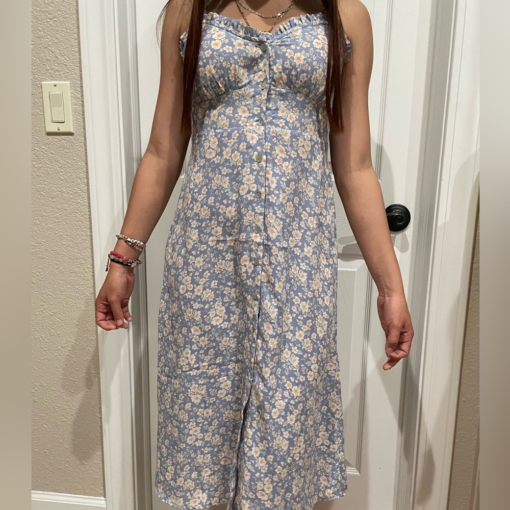 Forever 21 Floral Sun dress. Size Small